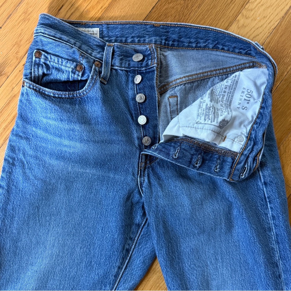 Levi's 501 Skinny Jeans 26x28